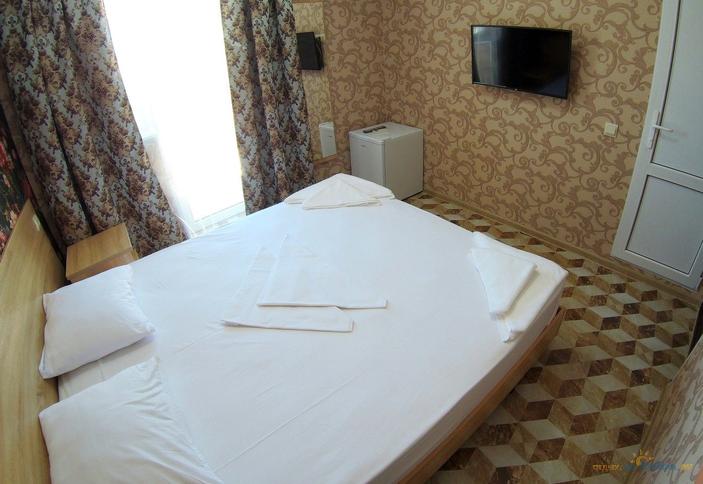 Двухместный полулюкс с балконом