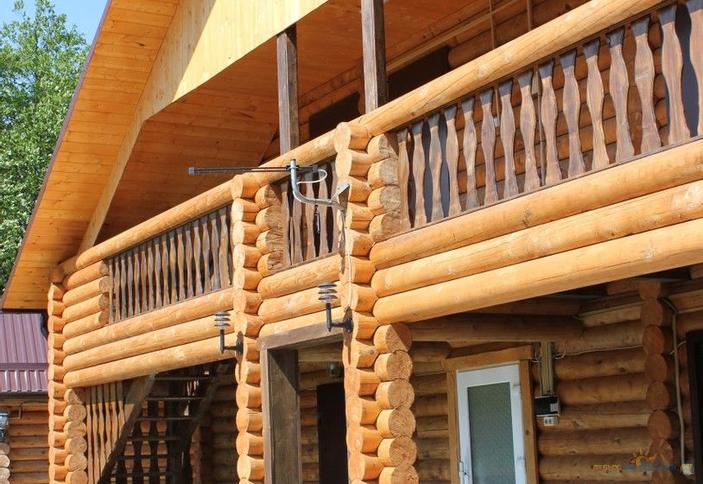 Двухместный в срубе