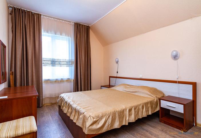 1 категории двухкомнатный двухместный. Пансионат Моряк. Новороссийск, Абрау-Дюрсо