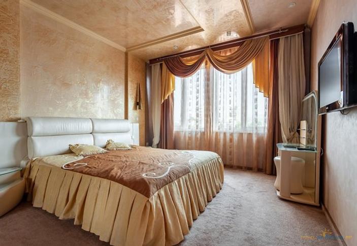 Люкс двухместный двухкомнатный с балконом