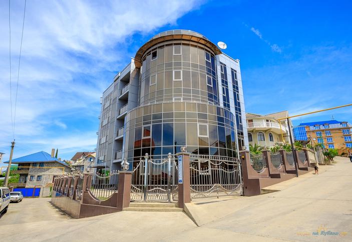  Encino (Энсино), Адлер