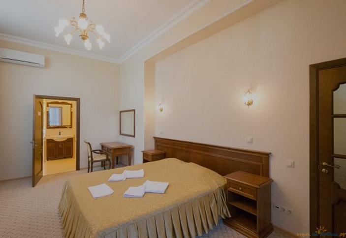  Люкс трехместный Классический