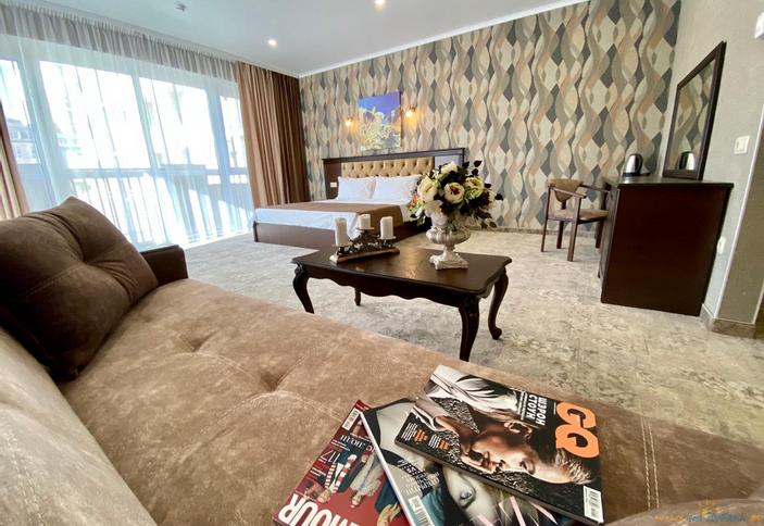 Люкс двухместный двухкомнатный