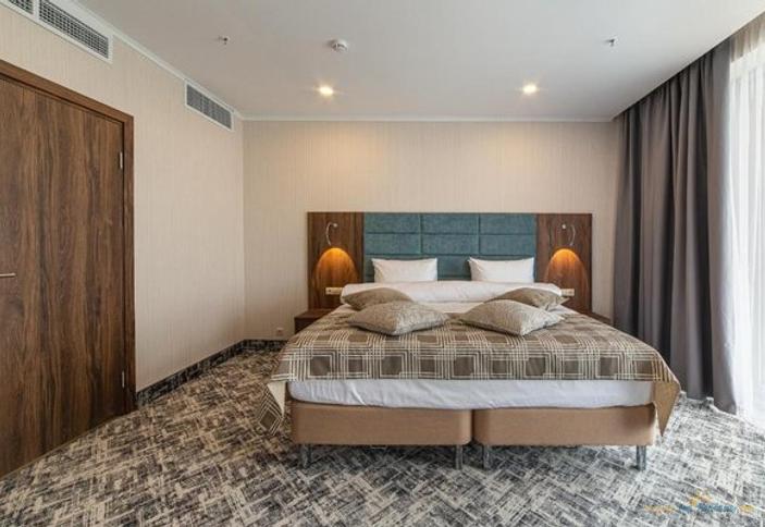  Люкс двухместный двухкомнатный