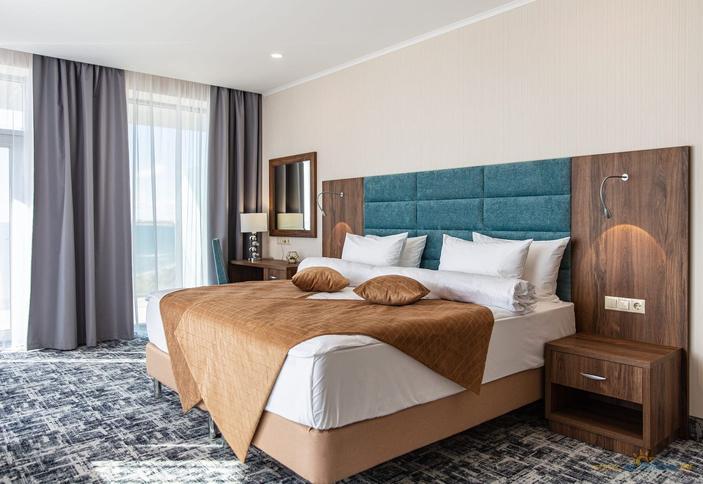 Апартаменты четырехместные (с террасой)