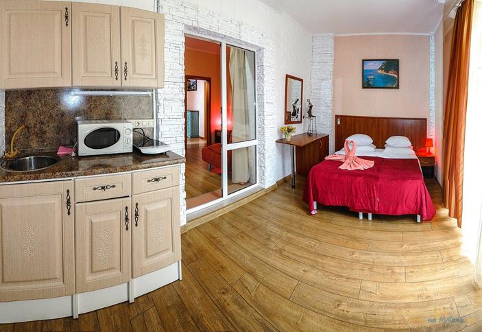 Apartment семейный четырехместный с двумя балконами