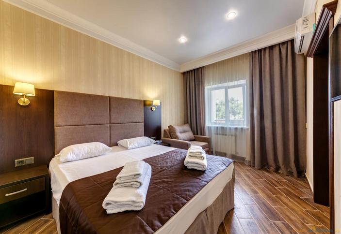 Полулюксдвухместный