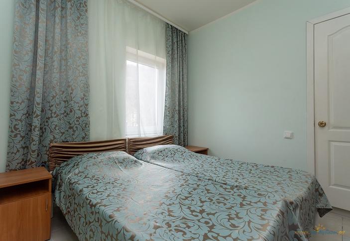 Двухместный двухкомнатный люкс (большой)