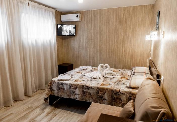 Стандарт, цоколь. Отель Орион плюс, Анапа