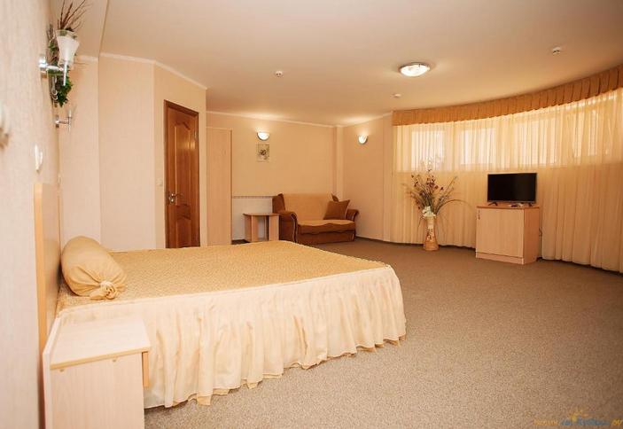 Стандарт семейный четырехместный (1 этаж)