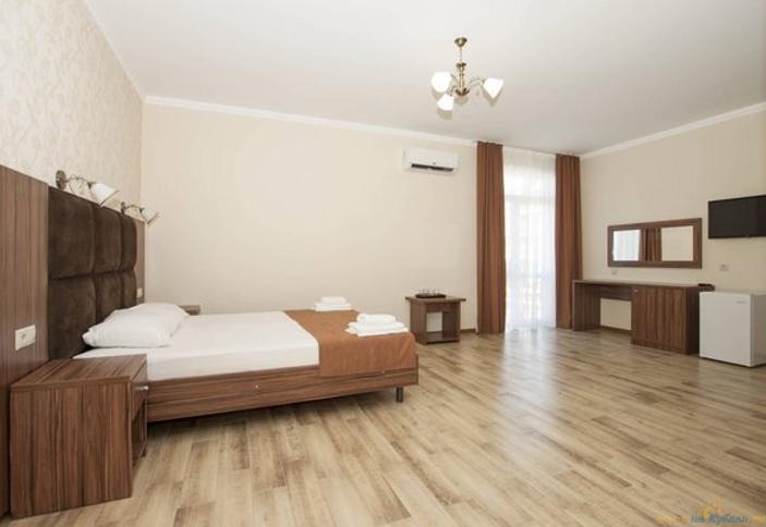 Полулюкс четырехместный