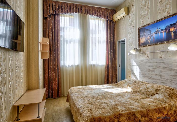 Полулюкс двухместный. Гостевой дом Славянский, п. Кабардинка