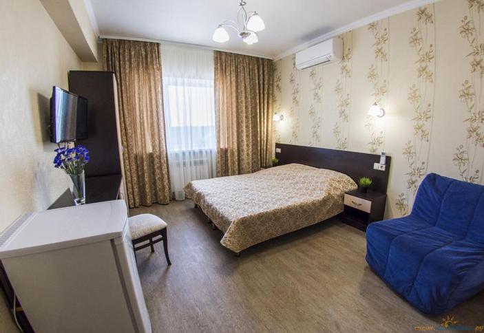 Стандарт с балконом. Отель Семь ветров, Анапа