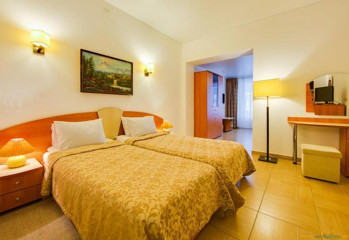 Семейный двухместный двухкомнатный