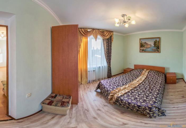 Полулюкс четырехместный двухкомнатный