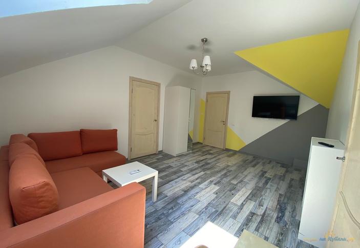 Апартаменты двухкомнатные с кухней