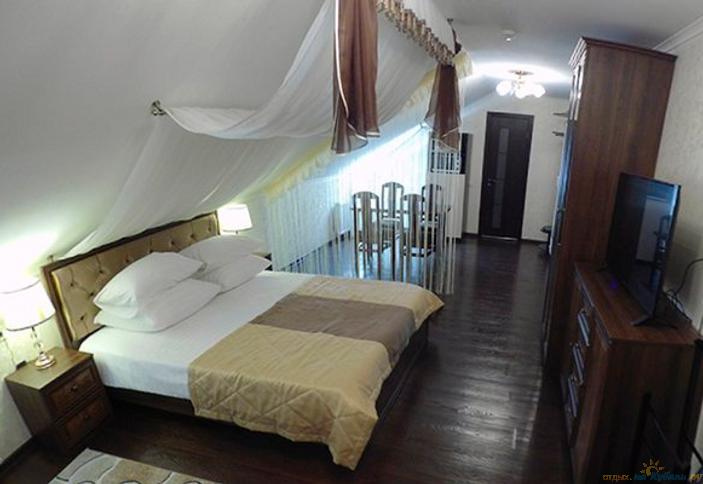 Стандарт двухместный (мансарда без балкона)