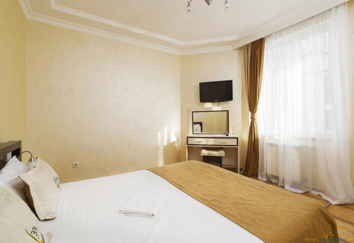 Улучшенный люкс двухместный (без балкона)