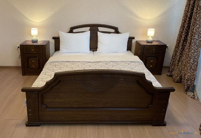 Семейный трехместный двухкомнатный