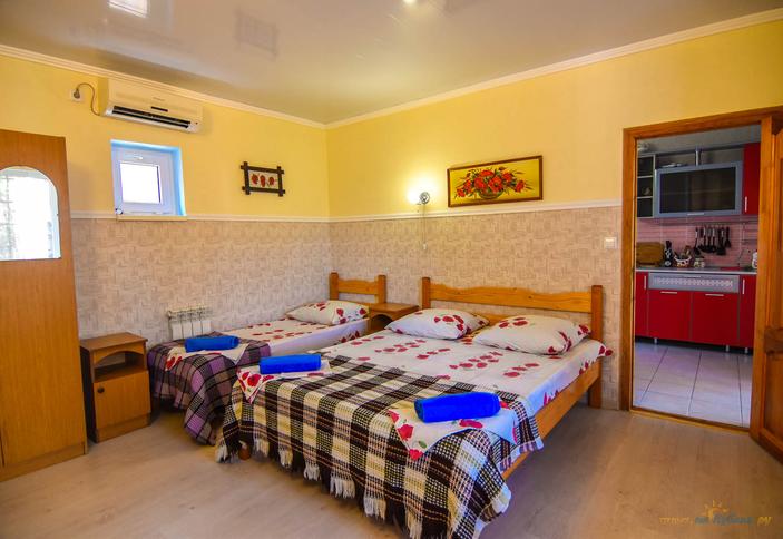 Номер с кухней