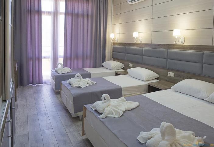 Люкс четырехместный, новый корпус. Гостевой дом Дольче Вита, г. Анапа, п. Витязево