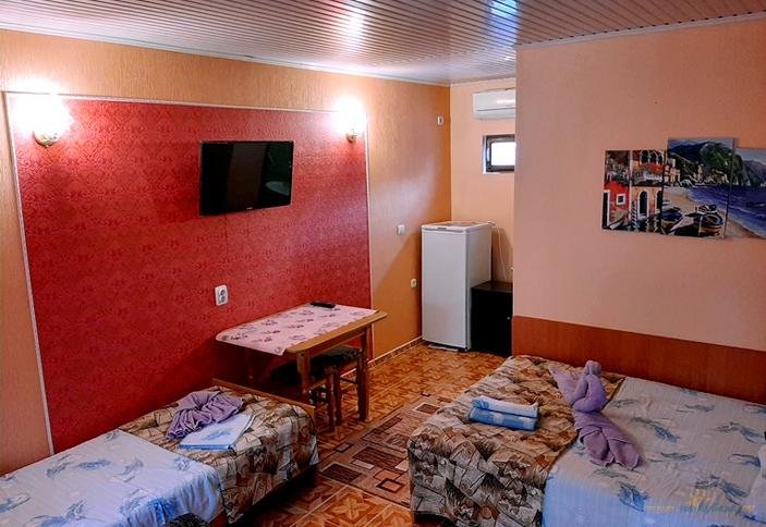 Трехместный люкс