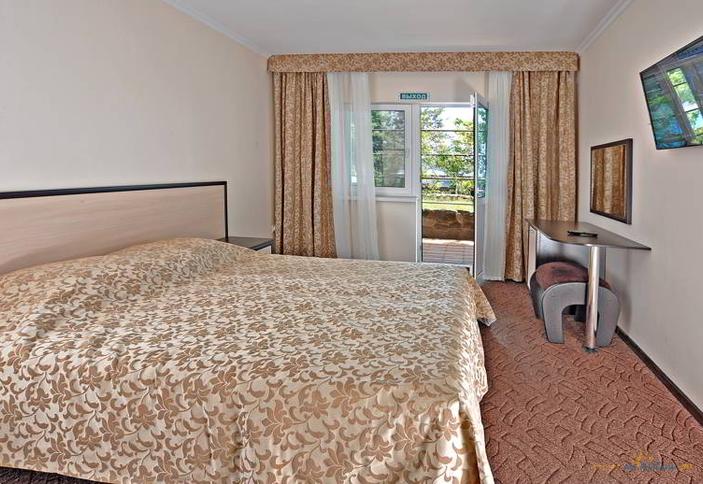 Стандарт двухместный (Бунгало №2, этаж 1)