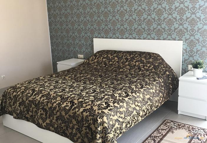 Апартаменты-студио с кухней. Повышенной комфортности. Имеется свой балкон и вид на море, горы и год.