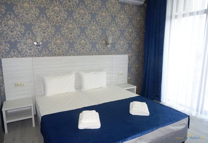 Стандарт трехместный (с балконом)