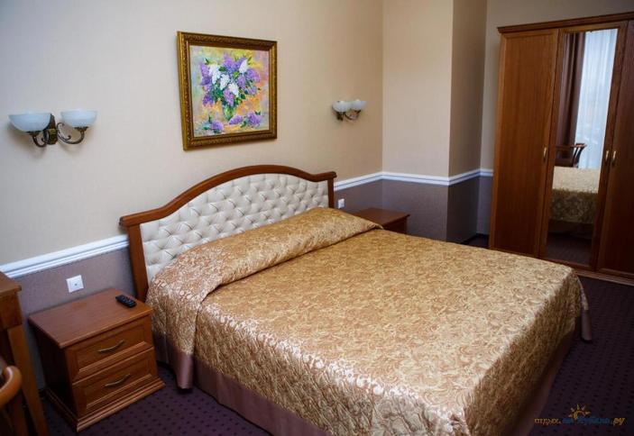 Полулюкс двухместный двухкомнатный