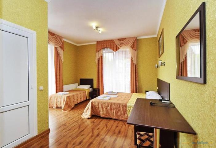 Стандарт ПК 3-местный с балконом