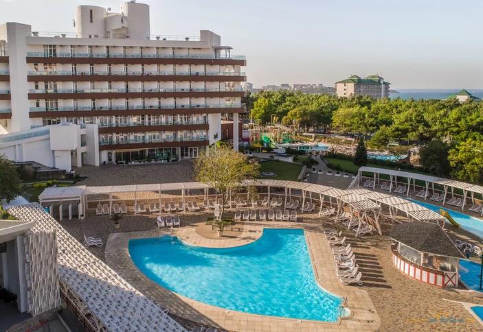 Alean Family Biarritz (Алеан Фэмили), Геленджик