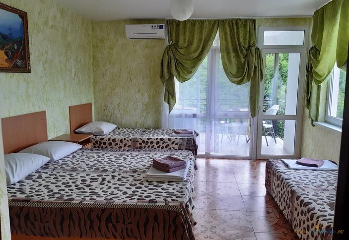 Четырехместный комфорт. Гостевой дом Вилла Алкар, Лазаревский р-н