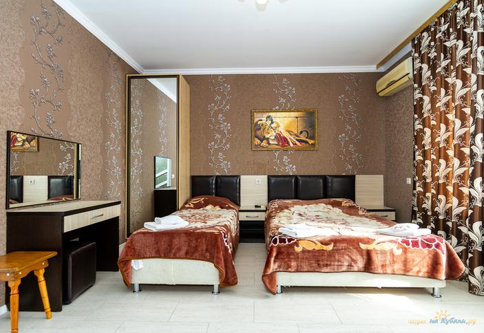 Однокомнатный люкс с кухней. Частный отель Вероника, г. Геленджик, с. Кабардинка