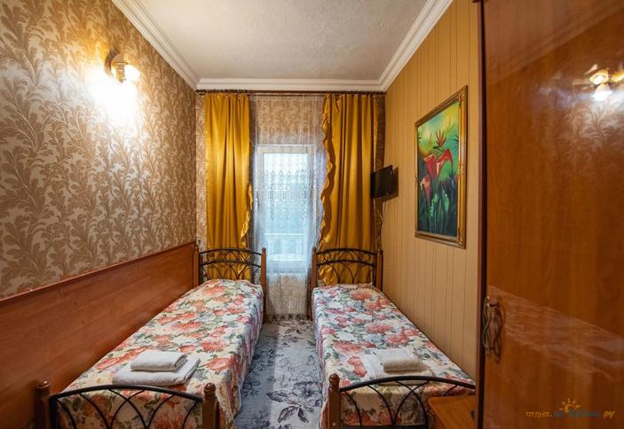 Полулюкс четырехместный двухкомнатный