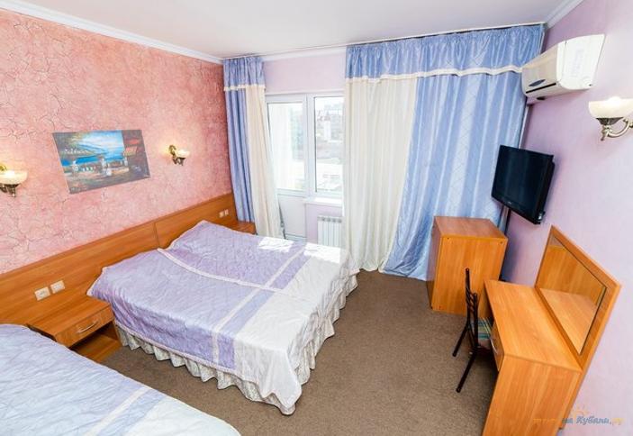 Трехместный комфорт. Отель Корона, Анапа, Витязево