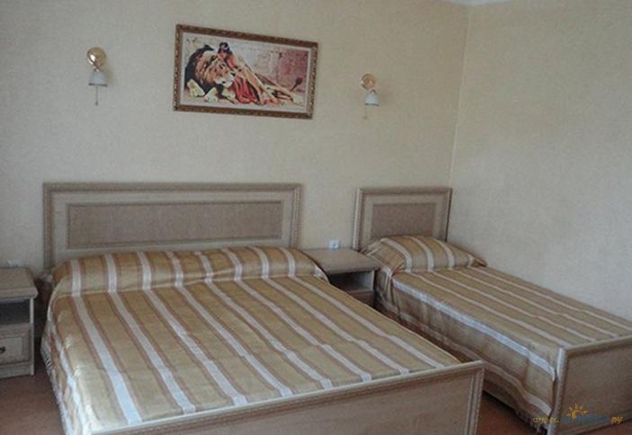 Повышенной комфортности трехместный