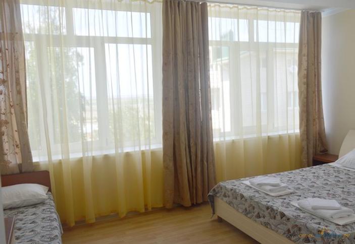 Стандарт трехместный двухкомнатный с кухней