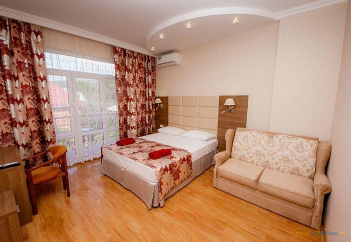 Студия четырехместная