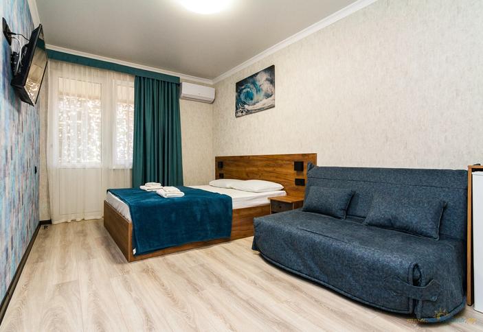 Четырехместный стандарт с балконом