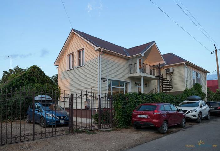 Абсолют на Школьной