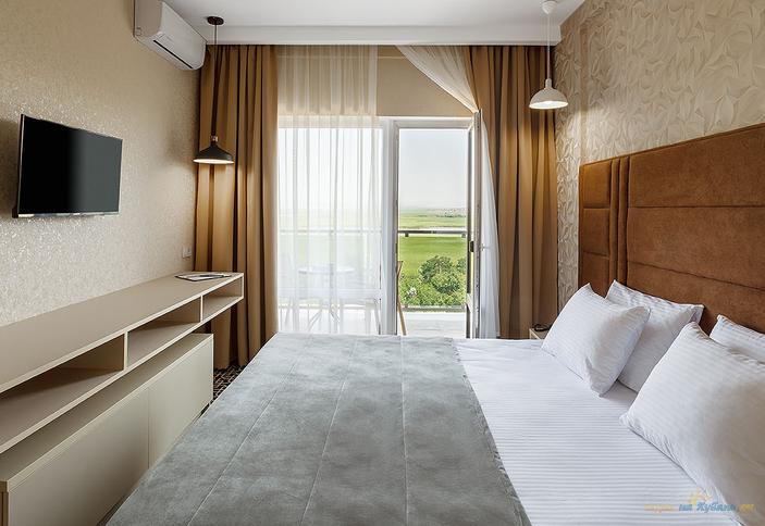 Люкс Премьер двухместный двухкомнатный. Отель SUNPARCO UltraAll inclusive, Анапа