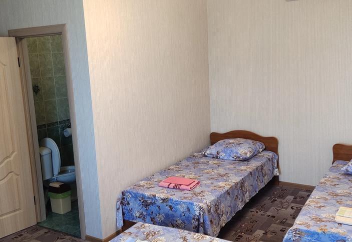 Трехместный люкс