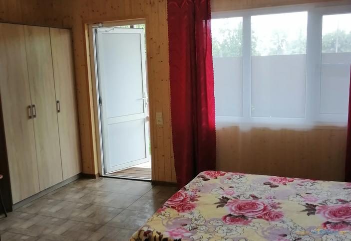 Люкс четырехместный с террасой