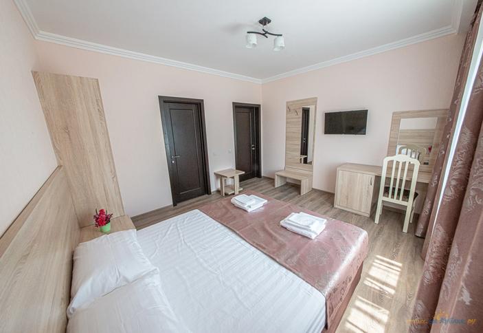 Стандарт двухместный без балкона, 2 корпус (с бассейном)