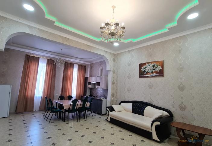 Восьмиместный апартамент