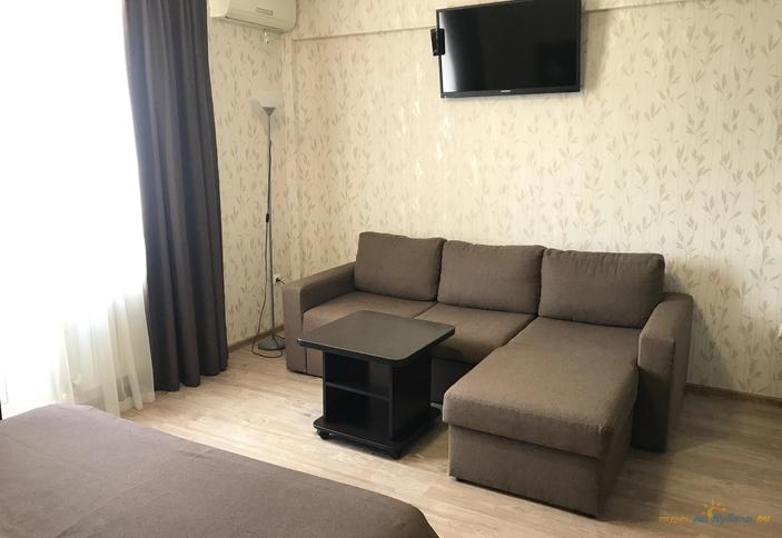 Полулюкс с балконом и видом на море №4, 5