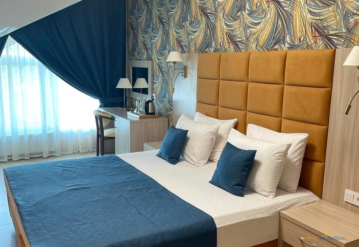 Двухместный стандарт, мансарда