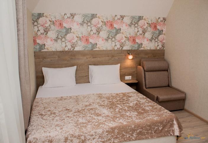 Трехместный с балконом, 2 этаж