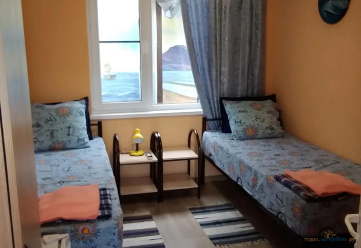 Двухместный домик